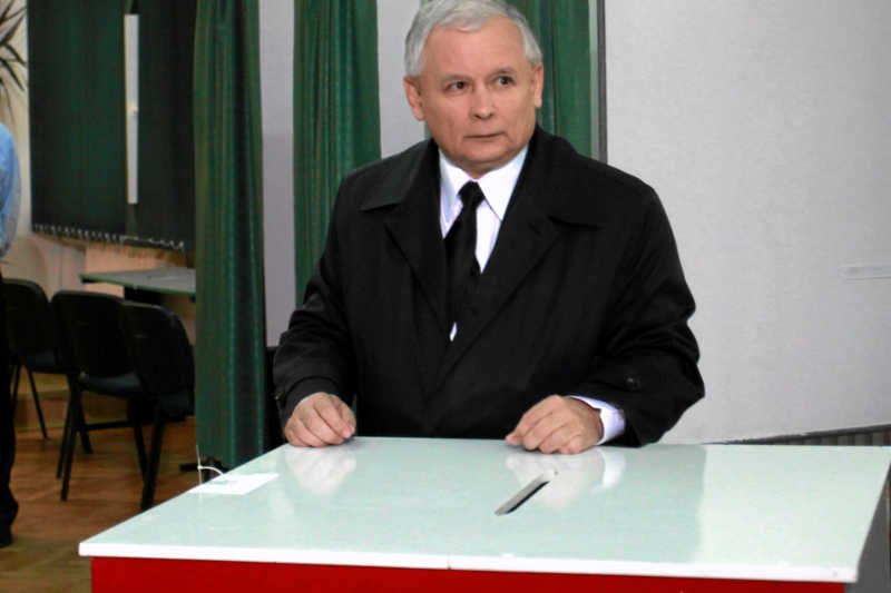 50 tys. osób i specjalny system komputerowy - tak PiS będzie liczył głosy w wyborach. Ile na to wydadzą?