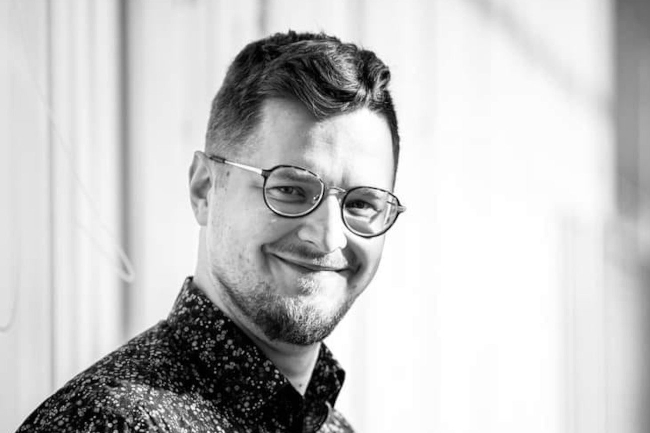 Internauci zbierają fundusze na rzecz Julii, narzeczonej zamordowanego Konrada