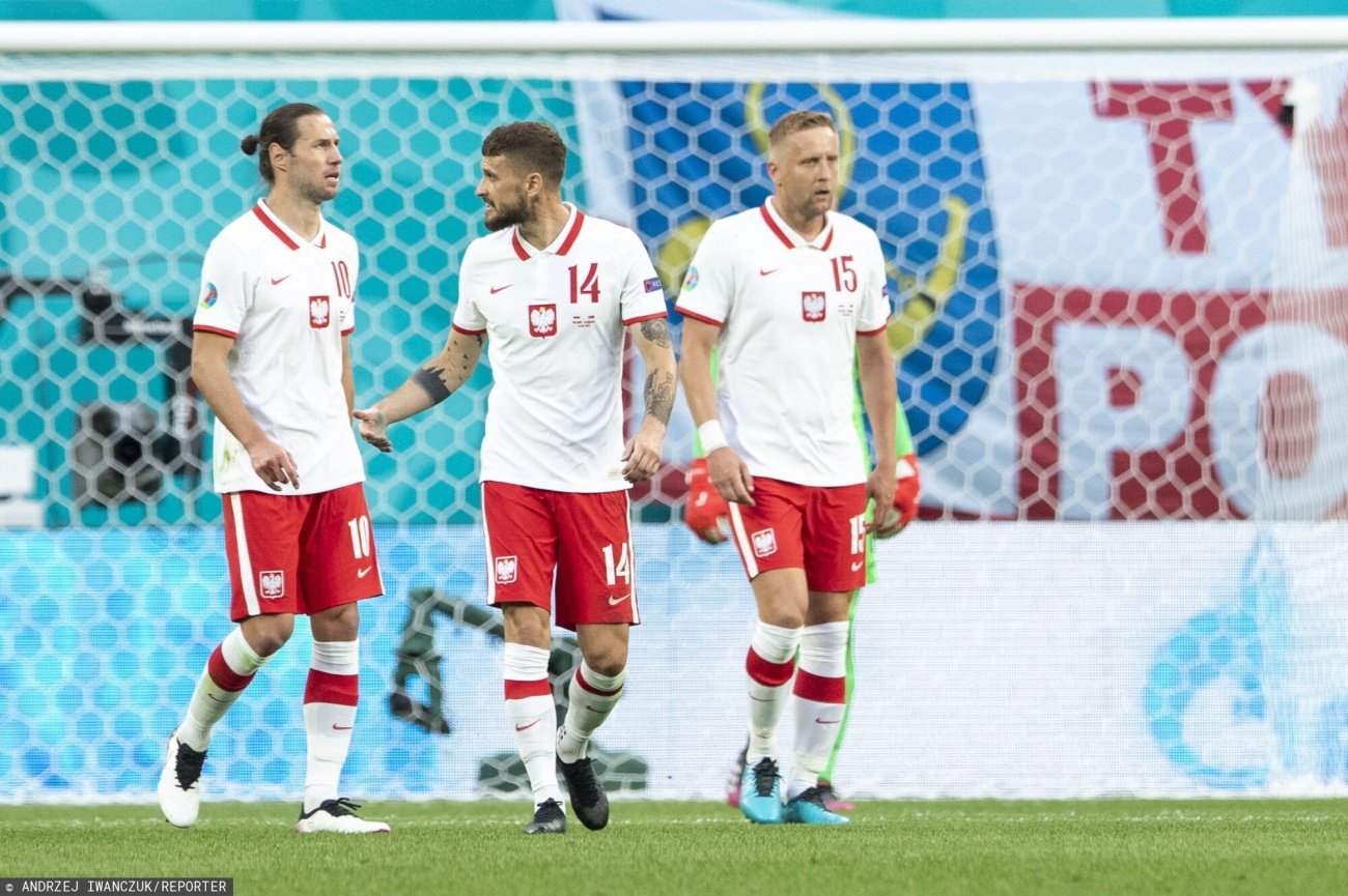 Polscy piłkarze od początku Euro 2020 są w trudnej sytuacji, ale szansę na awans wciąż mają
