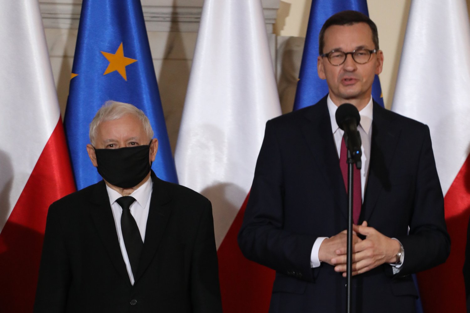 Komisja Europejska opublikowała druzgocący dla Polski raport dotyczący praworządności.