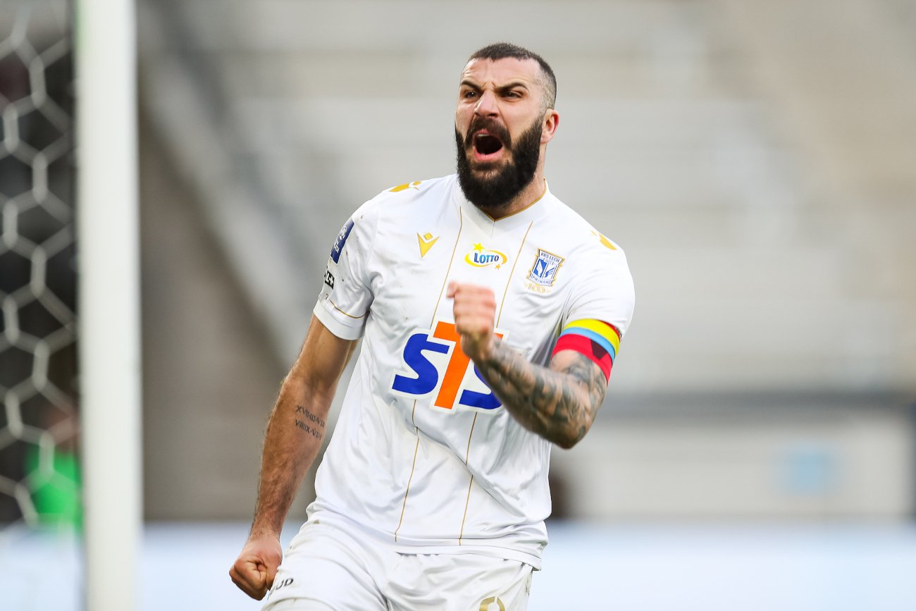 Mikael Ishak wrócił do składu Lecha Poznań i zespół trenera Macieja Skorży odniósł spektakularny sukces w Szczecinie.