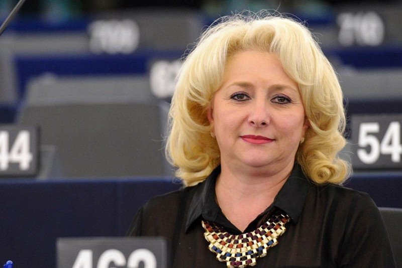 Premier Rumunii protestuje przeciwko porównywaniu jej kraju do Polski.