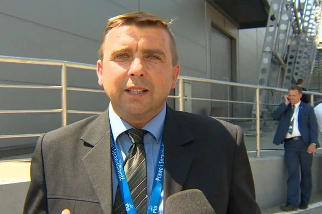 Jacek Frankowski wyznaje, że jego narzeczoną jest partia co się zowie Prawi i Sprawiedliwość.