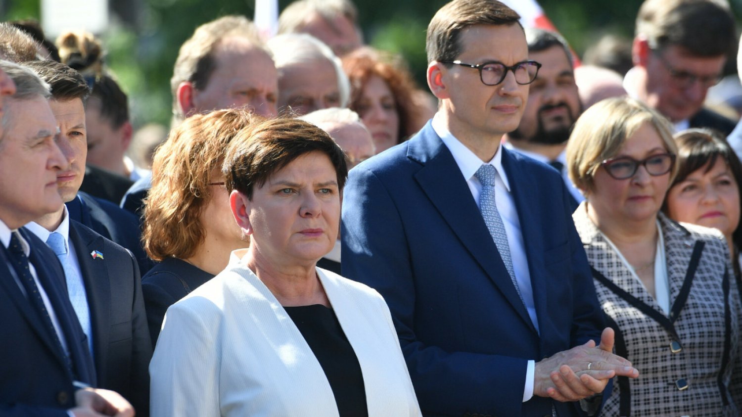 W czerwcu politycy PiS brali udział w odsłonięciu pomnika Lecha Kaczyńskiego w Tarnowie. Teraz słyszymy o trzęsieniu ziemi w lokalnych strukturach PiS.