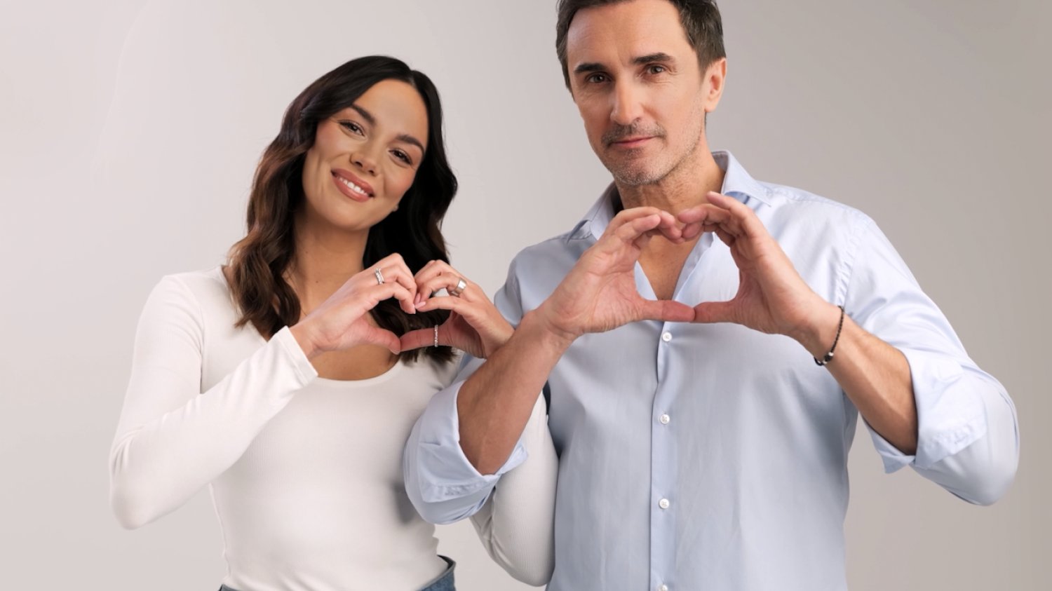 Kampanię (P)okaż serce wspierają Paulina Krupińska-Karpiel i Sebastian Karpiel-Bułecka.