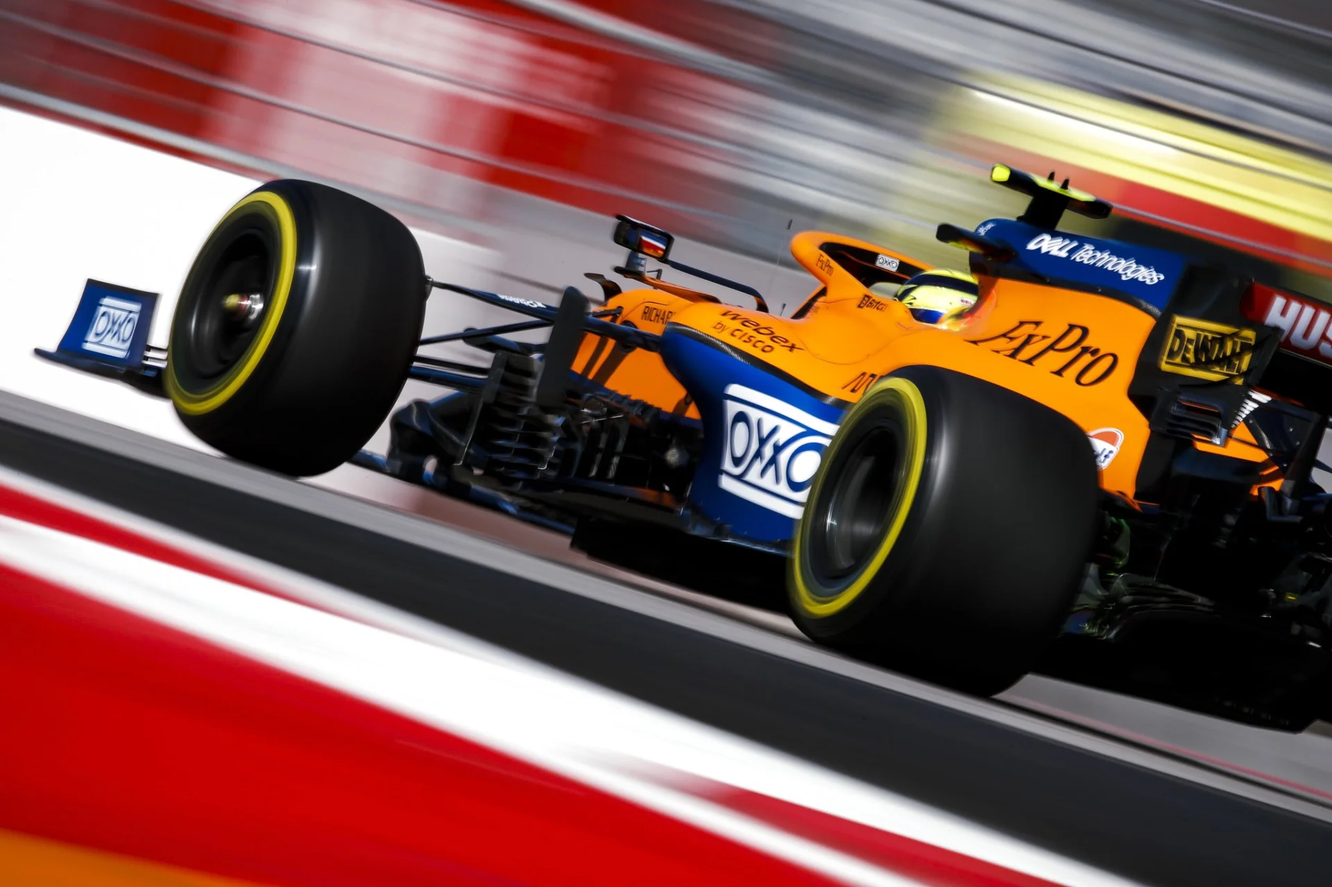 Lando Norris po raz pierwszy w karierze wywalczył pole position przed wyścigiem F1