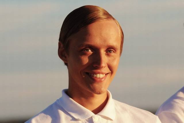 Bartosz Bielenia, czyli psychodeliczny  blondyn z filmu Disco Polo