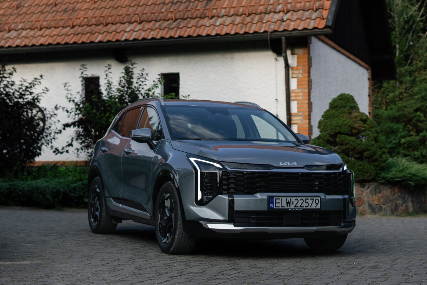 Nowa Kia Sportage 2025 – pierwsza jazda. Oto napędy, spalanie i cennik