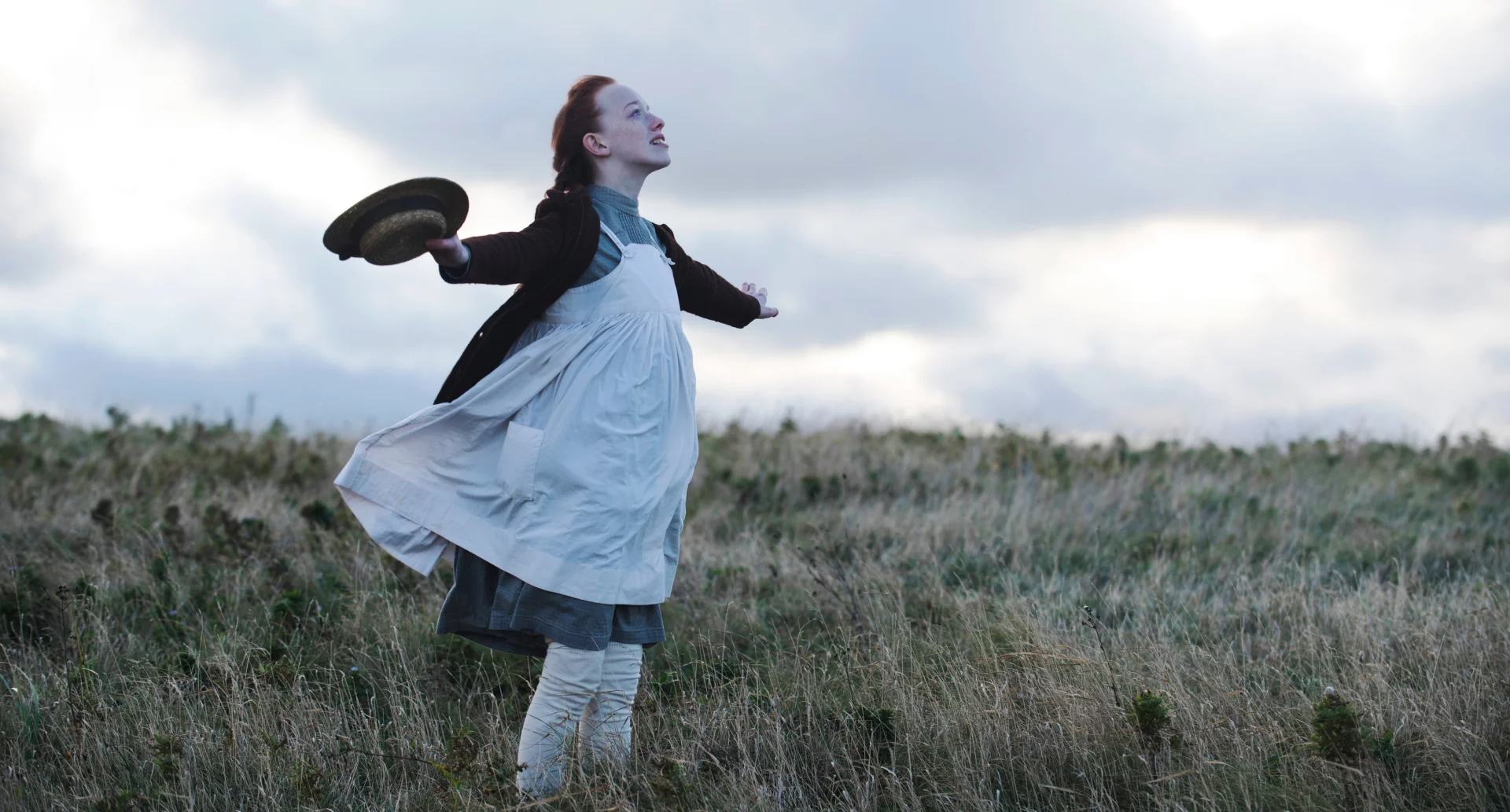 Amybeth McNulty jako Ania Shirley.
