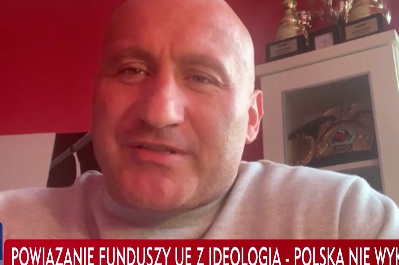 Marcin Najman został ekspertem TVP Info. Ostatnio komentował mechanizmy weta w UE.