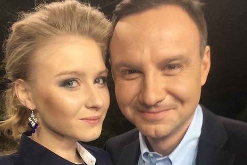 Chcemy nowej Kasi Tusk. Kinga Duda z dnia na dzień stała się prawicową księżniczką.