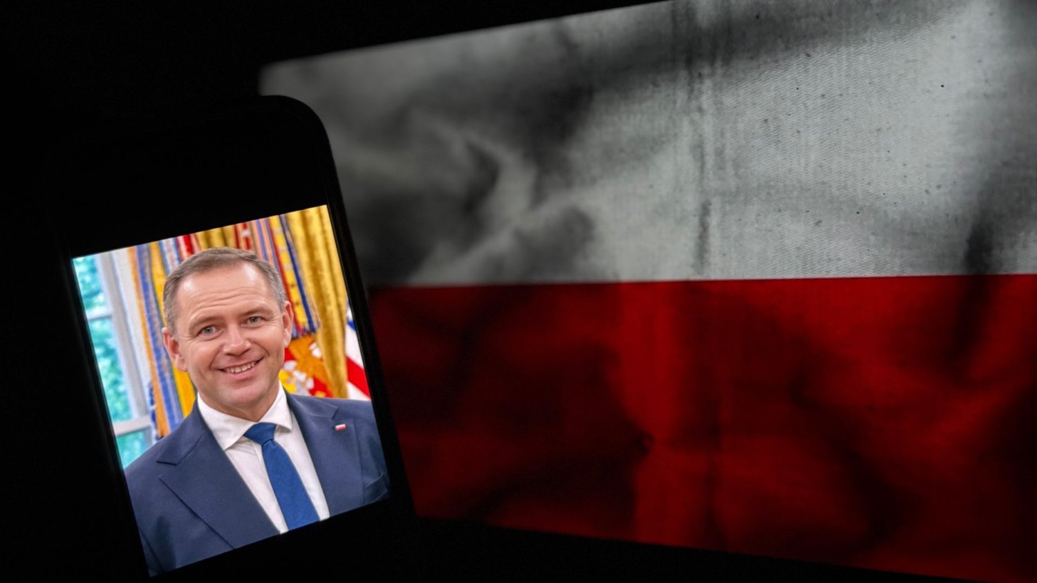 Nawrocki wprowadza nowy zwyczaj. Zaskakujące, co zdecydował ws. flagi Polski