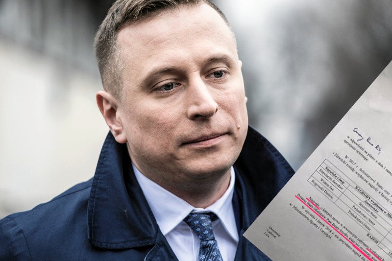 Poseł PO Krzysztof Brejza ujawnia dokument - teraz już jest jasne na jakiej podstawie w rządzie przyznawano nagrody w rządzie.