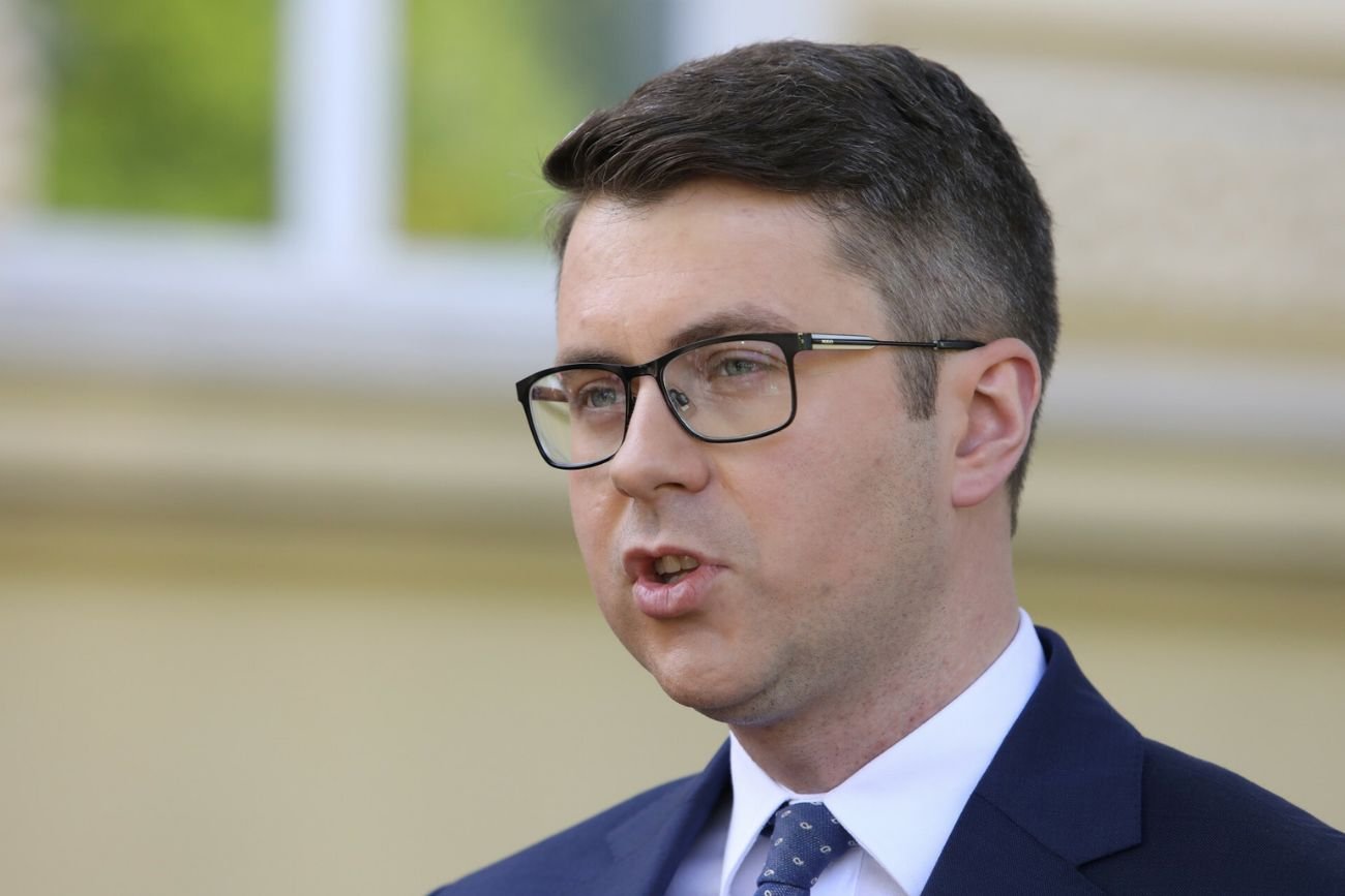Rzecznik rządu Piotr Müller.