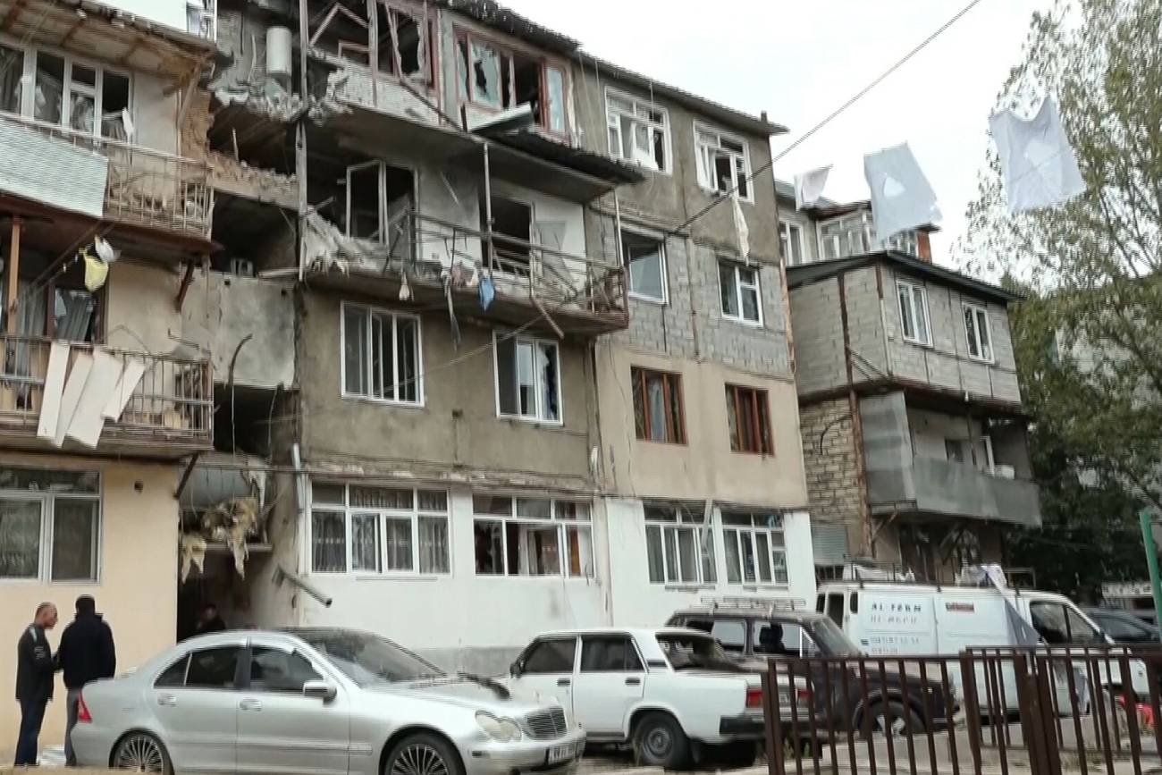 Od wtorku 19 września Azerbejdżan pod pretekstem "przywrócenia porządku konstytucyjnego" prowadzi ofensywę w Górskim Karabachu.