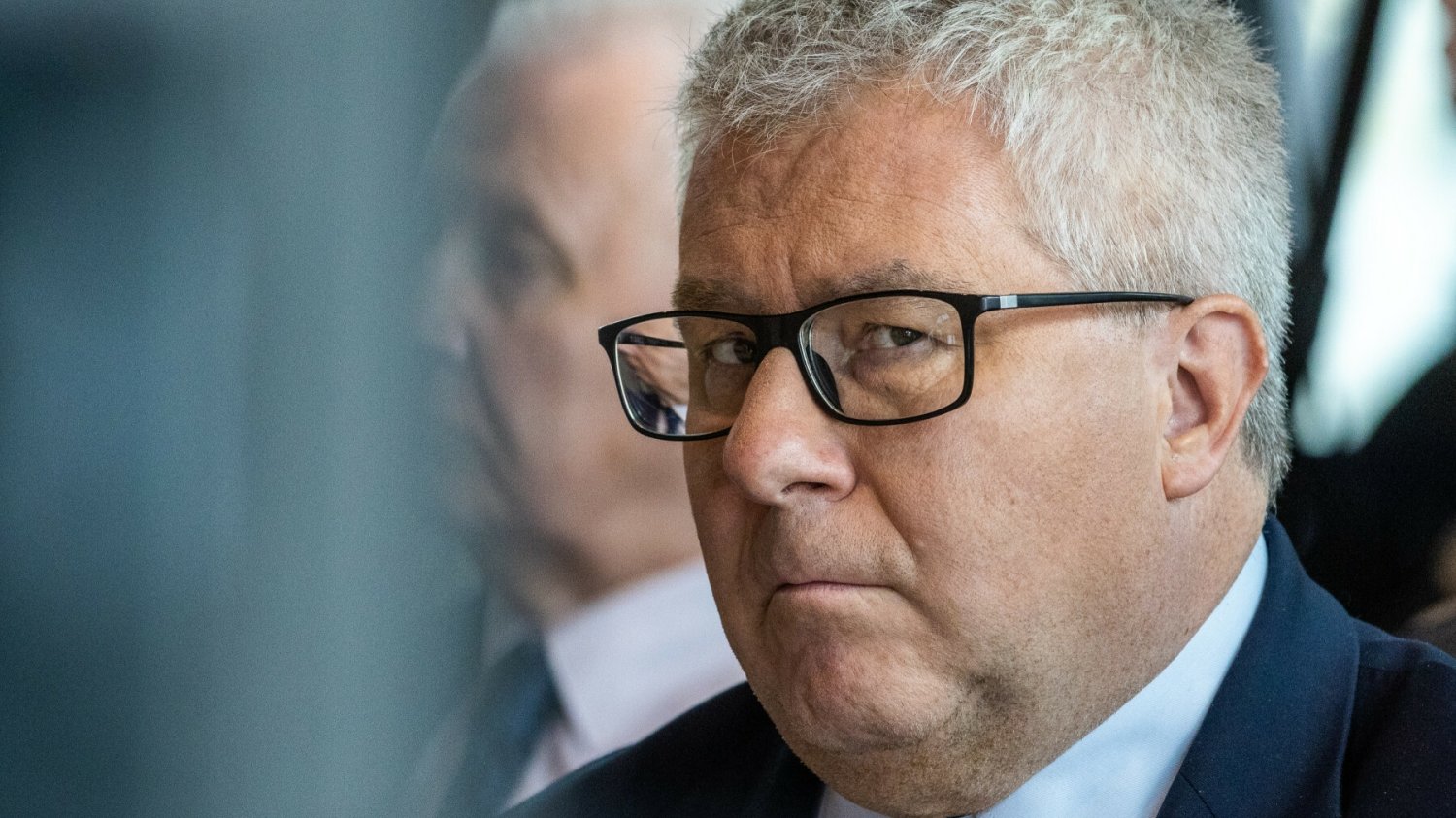 Prokuratura w Belgii bada relacje europosłów m.in. z Katarem. W tle Polacy