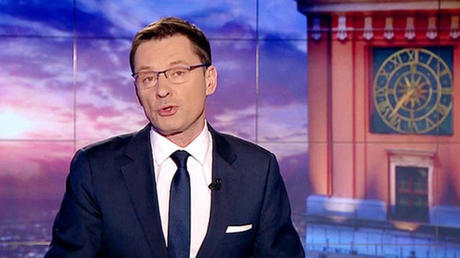 Krzysztof Ziemiec ma dostawać ponad 30 tysięcy złotych miesięcznie w TVP. Stawki Holeckiej i Adamczyka są jeszcze wyższe.