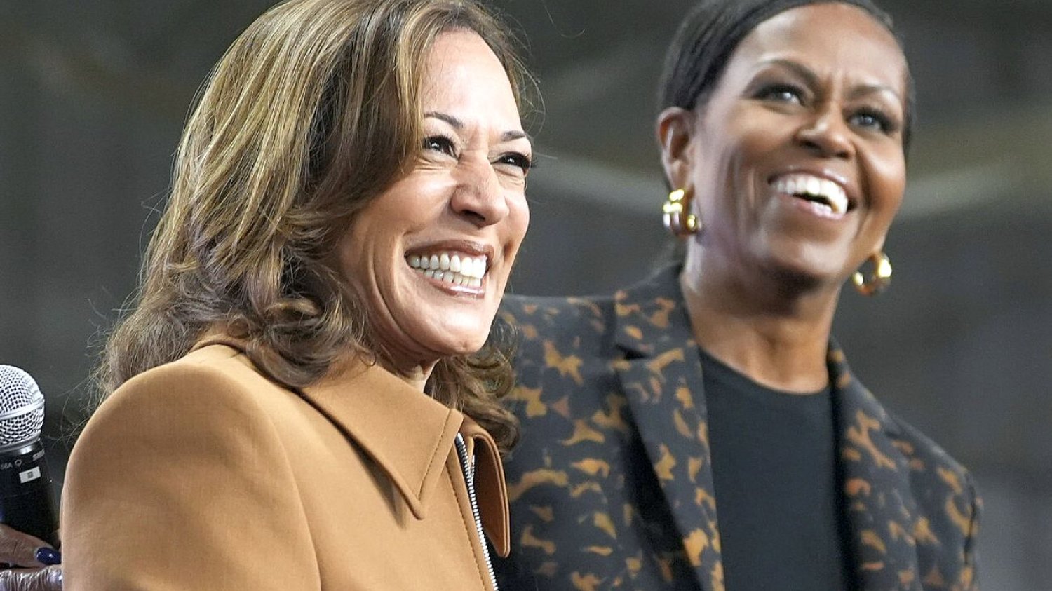 Michelle Obama tchnęła wiatr w żagle Kamali Harris
