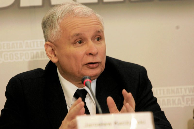 Wojciech Maziarski uważa, że Jarosław Kaczyński to "lewicowy towarzysz", które nie wiadomo czemu chowa się za maską prawicy.