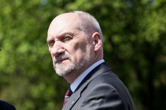 Antoni Macierewicz odniósł się w Salonie Politycznym Trójki do ataków cybernetycznych Rosji na Polskę.