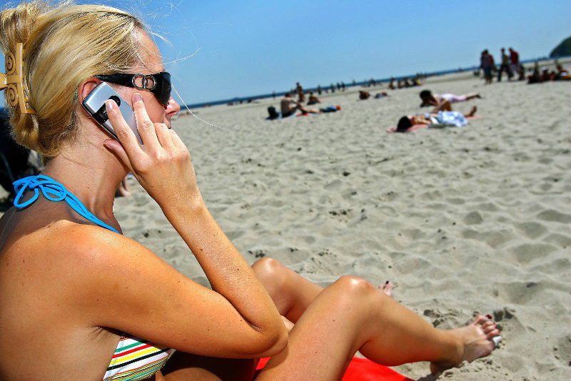 Co teraz jest najpotrzebniejsze na wakacjach? Telefon.