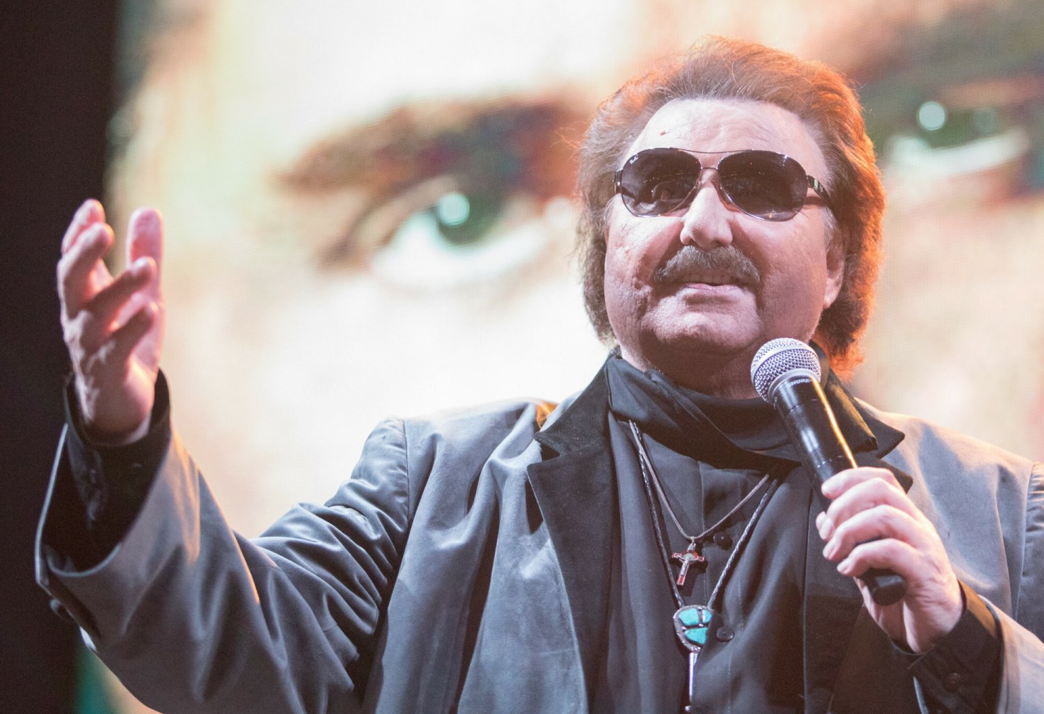 Krzysztof Krawczyk podczas koncertu w 2019 roku (zdjęcie ilustracyjne)