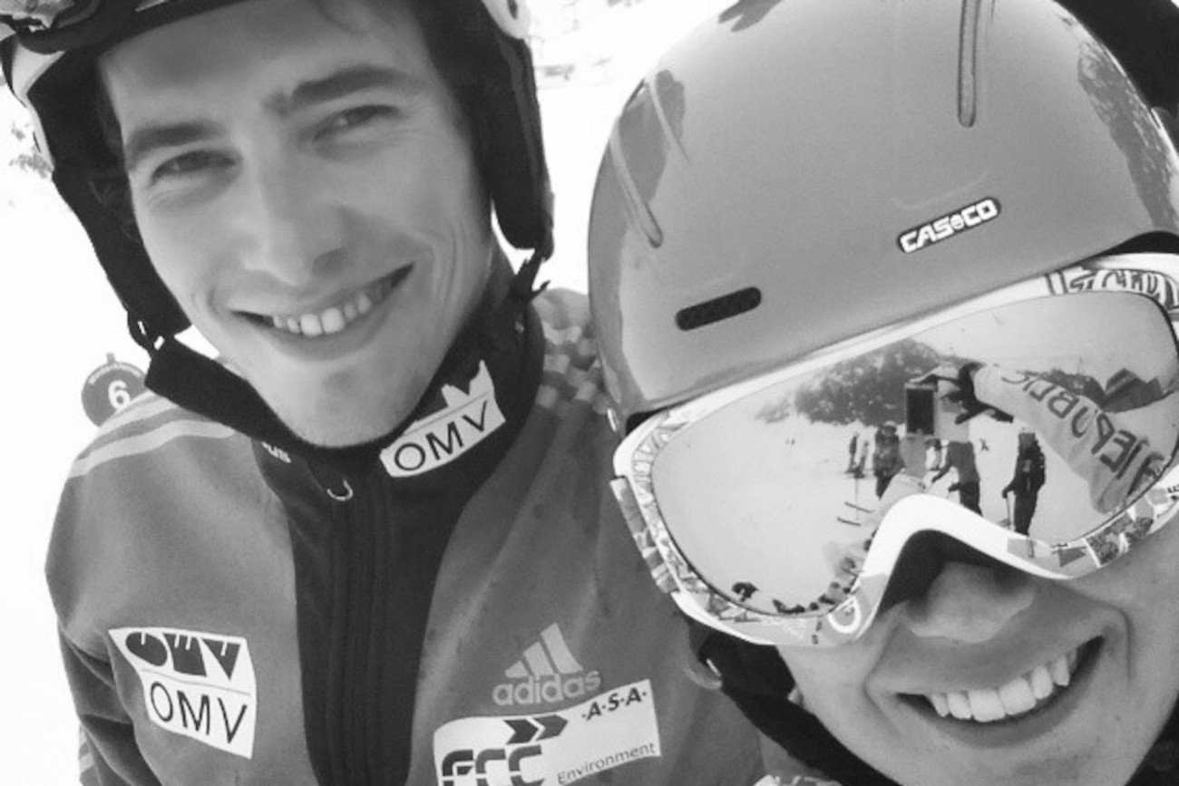 Eva Puskarcikova we wzruszający sposób pożegnała Antonina Hajka. Przyczyny śmierci skoczka nadal nie są znane.