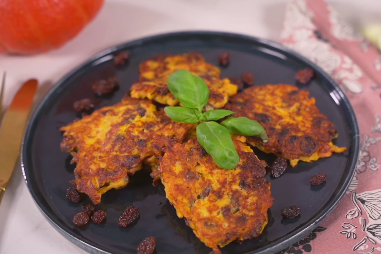 Przepis na aromatyczne placuszki dyniowe. Propozycja na lekki lunch