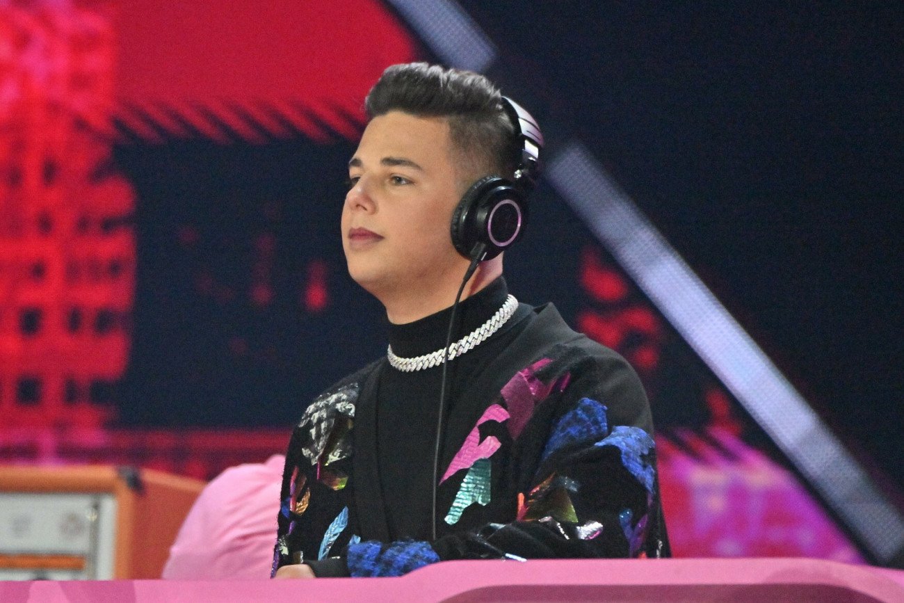 Allan Krupa zmienił nazwisko?