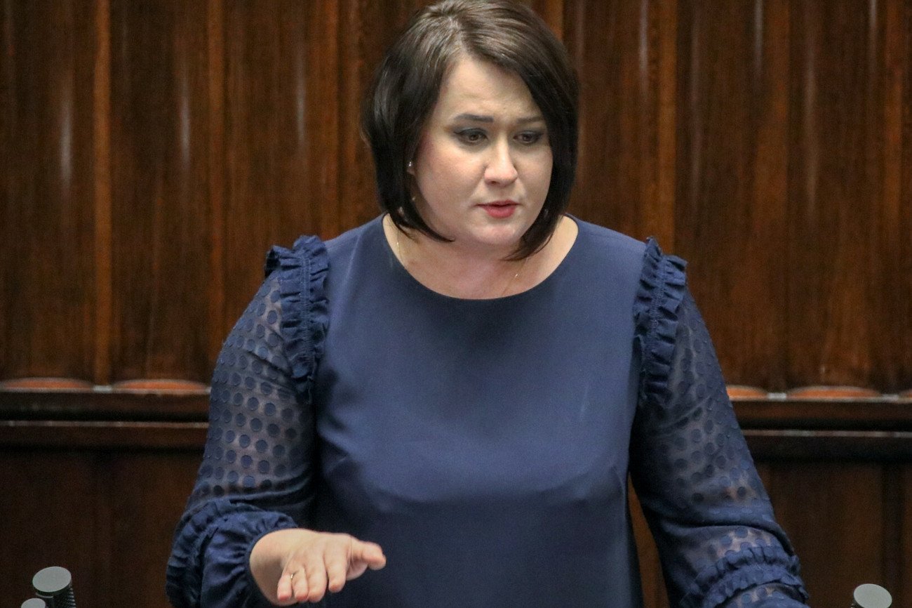 Dr Tomasz Dzieciątkowski skomentował teorie posłanki PiS Anny Siarkowskiej.