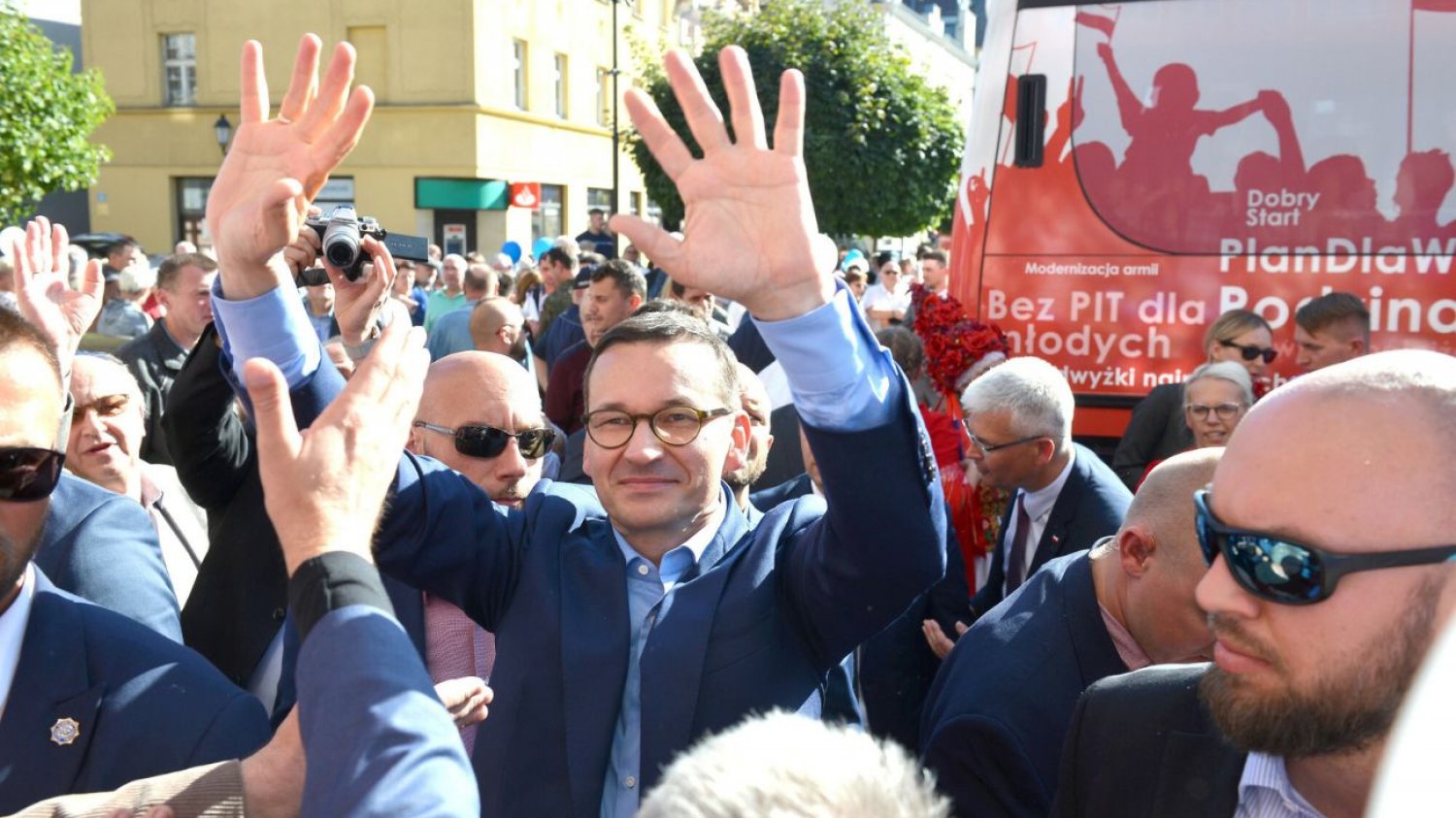 Mateusz Morawiecki podczas spotkania z wyborcami.