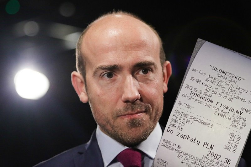 Borys Budka pokazał rachunek z apteki "Słoneczko" podczas debaty w TVP.