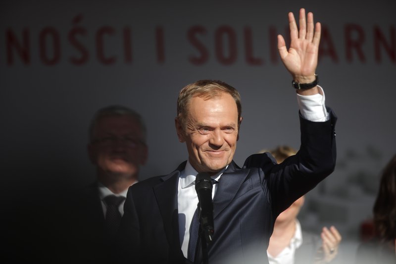 Donald Tusk podczas wystąpienia w Gdańsku z okazji 30. rocznicy wyborów 4 czerwca 1989 roku.