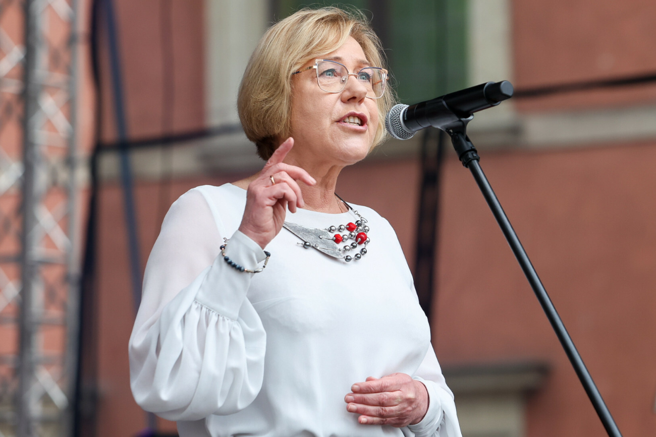 Barbara Nowak polemizuje z Ambasadą Szwecji. Wcześniej mówiła o masturbacji, teraz o...szariacie