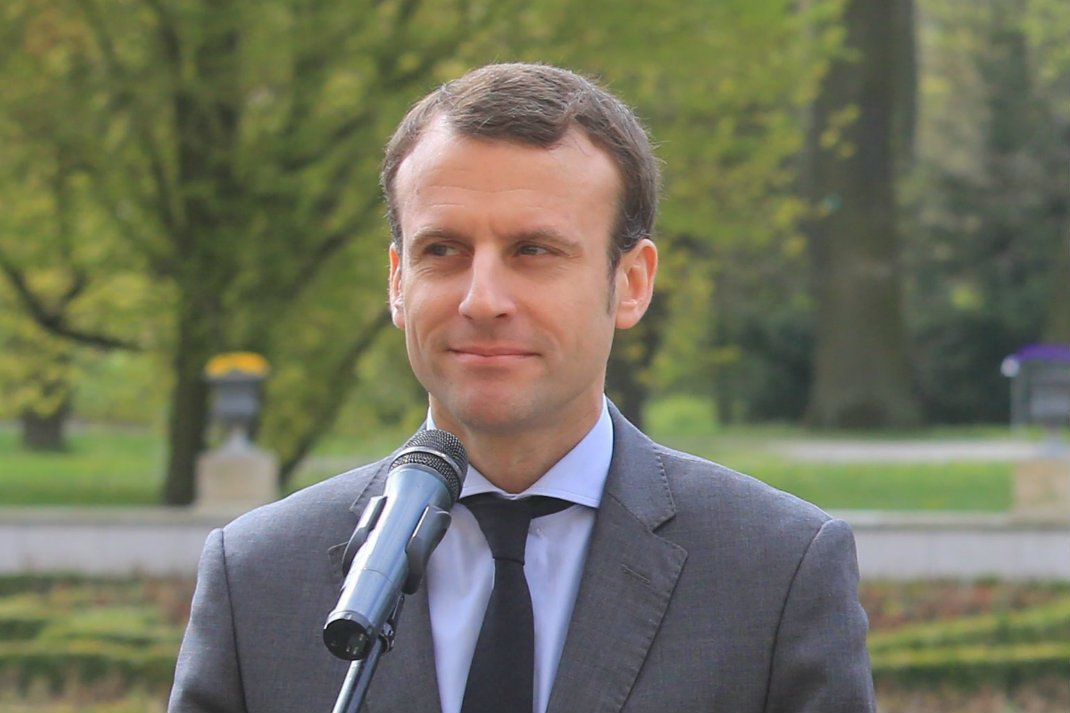 Rząd przestraszył się, że podczas kwietniowej wizyty w Polsce Emmanuel Macron poprze opozycję. Dlatego chce przełożyć wizytę francuskiego prezydenta na czerwiec, już po wyborach do Europarlamentu - donosi "Rzeczpospolita".