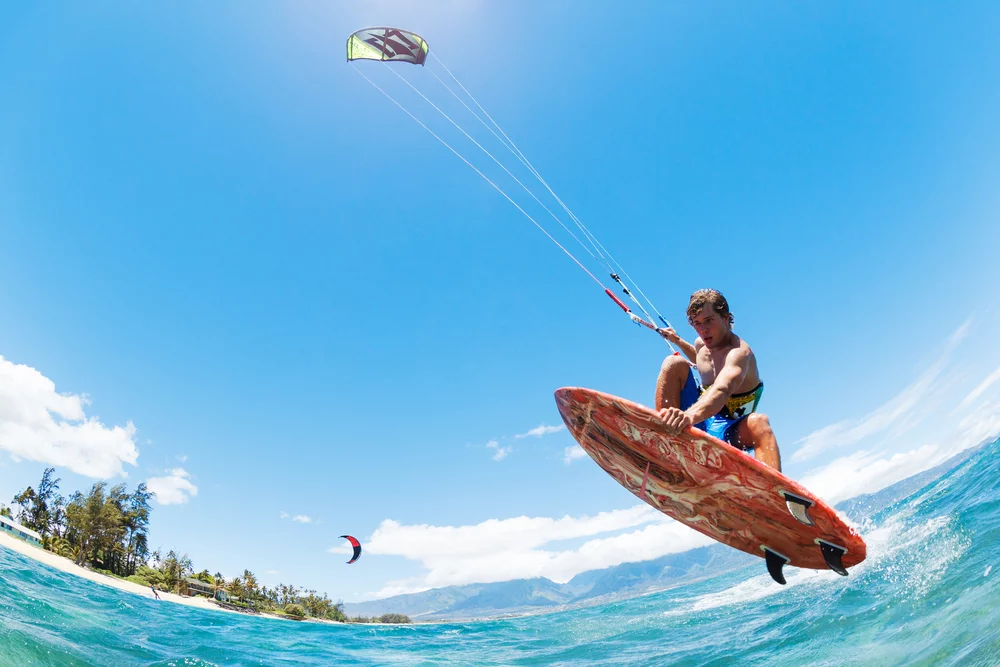 [url=http://shutr.bz/1hqnXpS] Kitesurfer [/url]