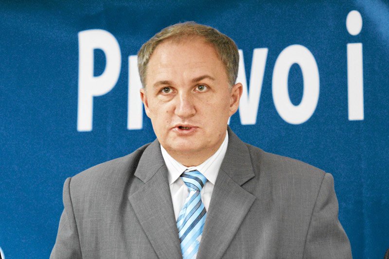 Jarosław Jagiełło jeszcze niedawno reprezentował PiS. Teraz dołączył do KNP Janusza Korwin-Mikkego.