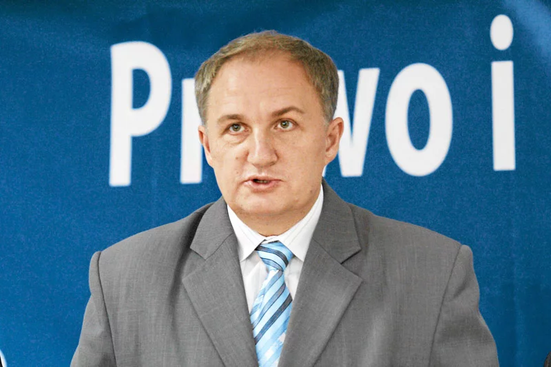 Jarosław Jagiełło jeszcze niedawno reprezentował PiS. Teraz dołączył do KNP Janusza Korwin-Mikkego.
