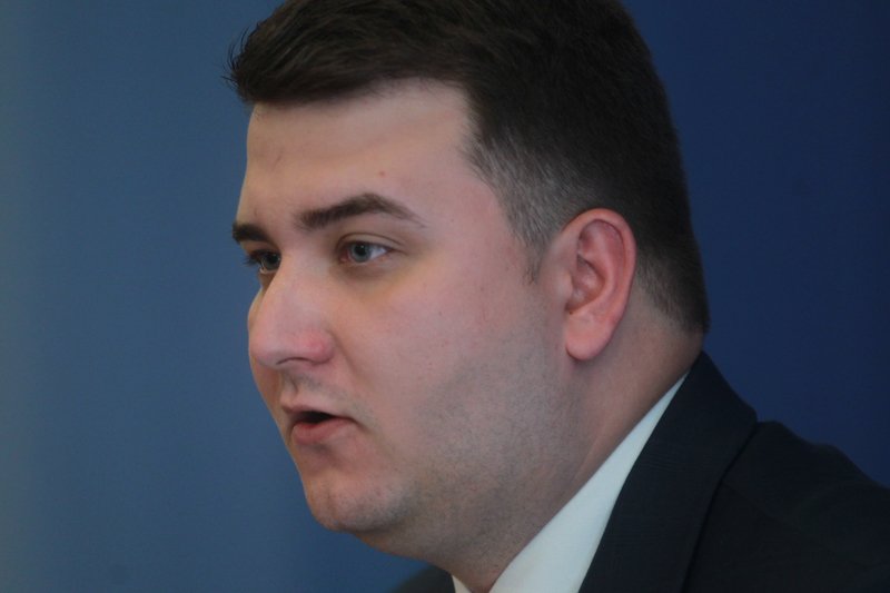 Misiewicz spędził w areszcie blisko pół roku.