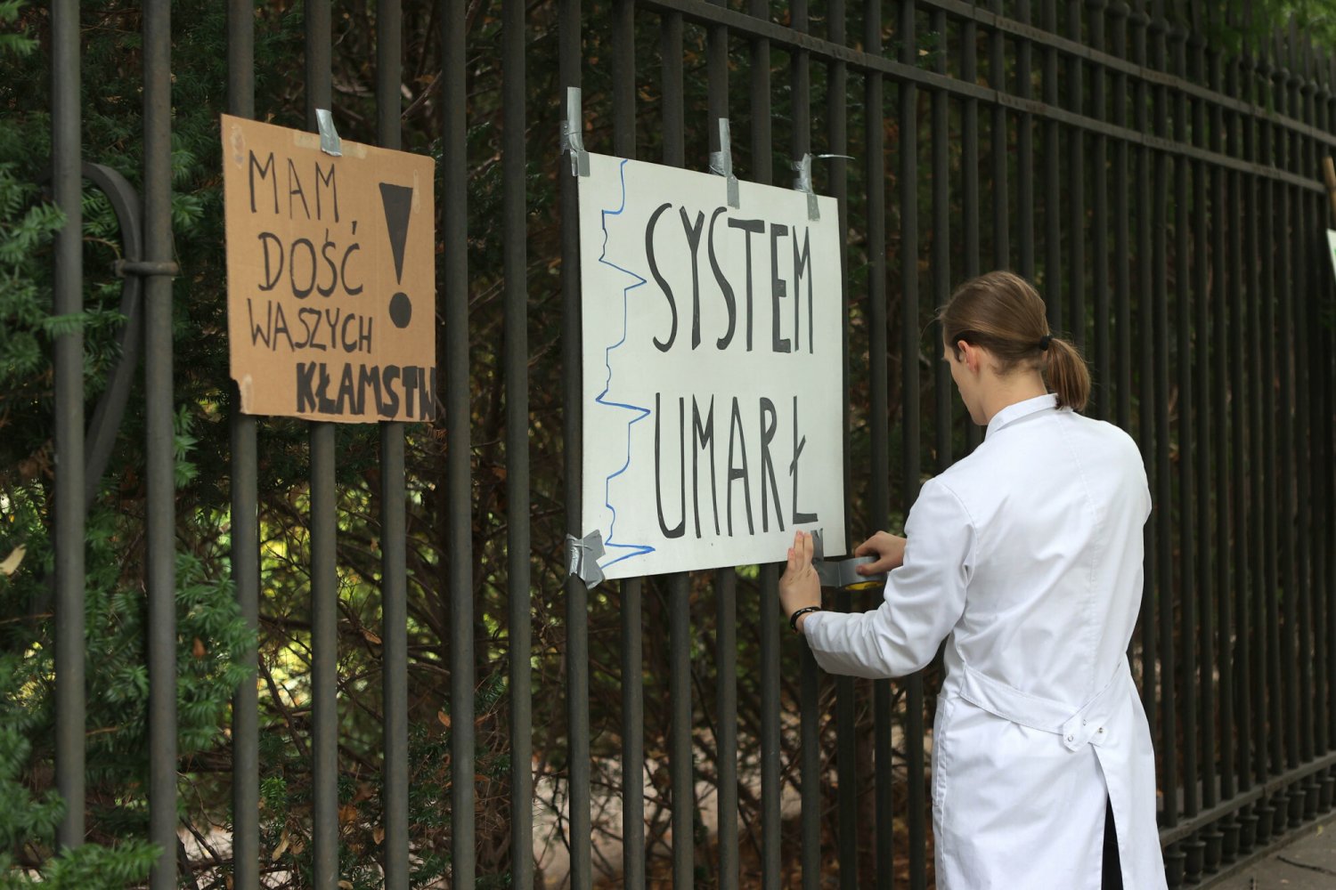 Nowa minister zdrowia nie przekonuje lekarzy do rezygnacji z zaplanowanego na wrzesień protestu.