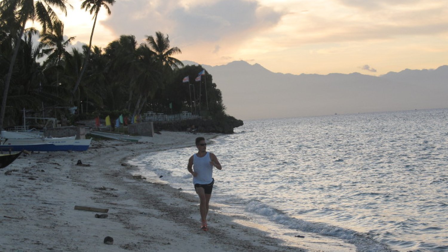 Krzysztof Majak: Bieganie na Filipinach, czyli 284 maratony od Warszawy