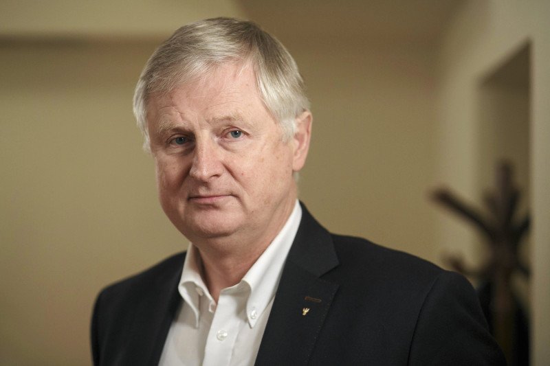 Radny PiS został skazany nieprawomocnym wyrokiem za znieważenie policjanta.