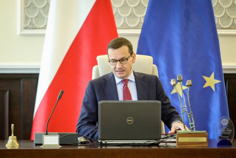E-maile Dworczyka. Morawiecki prosi o kontakt z biskupami
