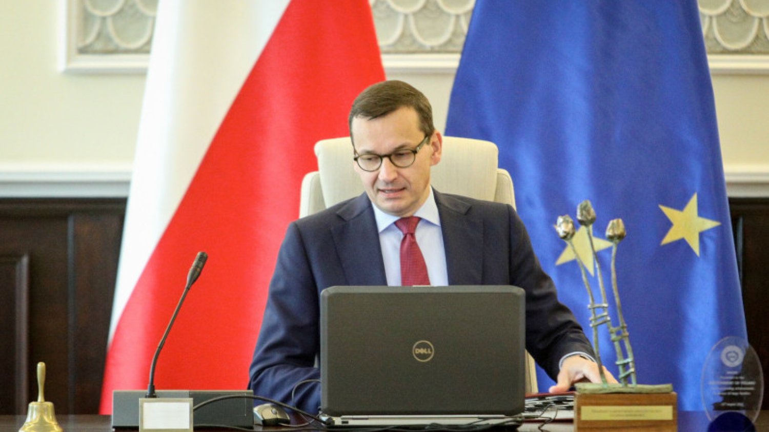 E-maile Dworczyka. Morawiecki prosi o kontakt z biskupami