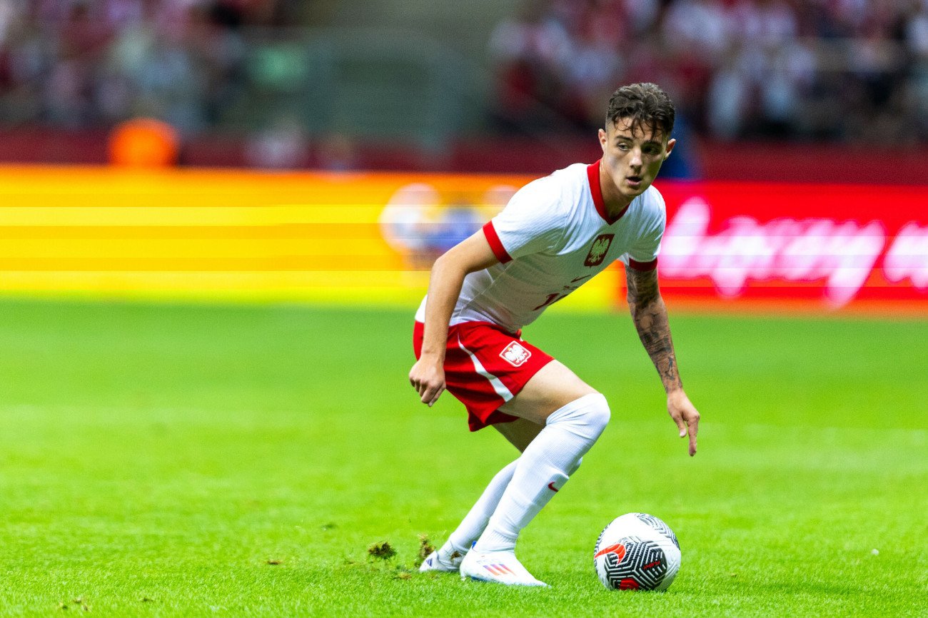 Kacper Urbański we Włoszech także jest autorem sensacji – jego Bologna zagra w Lidze Mistrzów po raz pierwszy od lat. 60