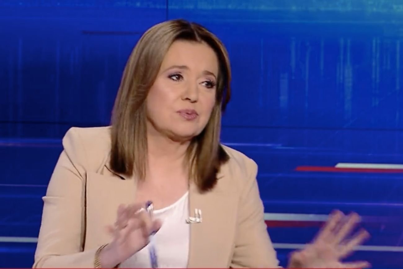 Nerwowa atmosfera w programie TVP Info. Holecka gorliwie broniła polskiego rządu.