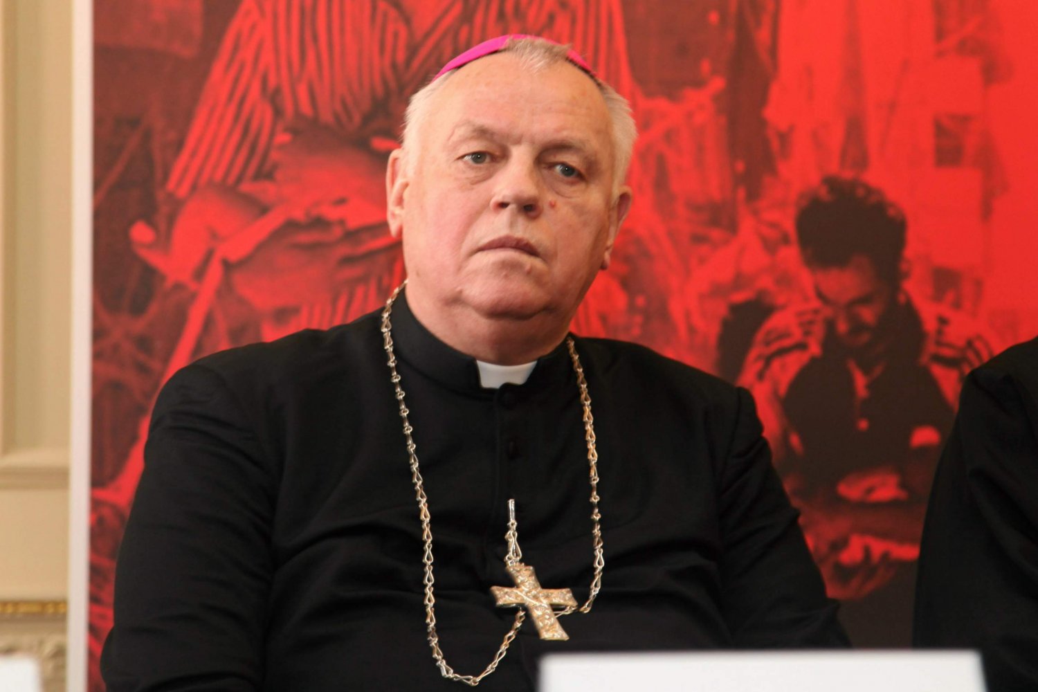 Biskup Kiernikowski złożył rezygnację na ręce papieża Franciszka.