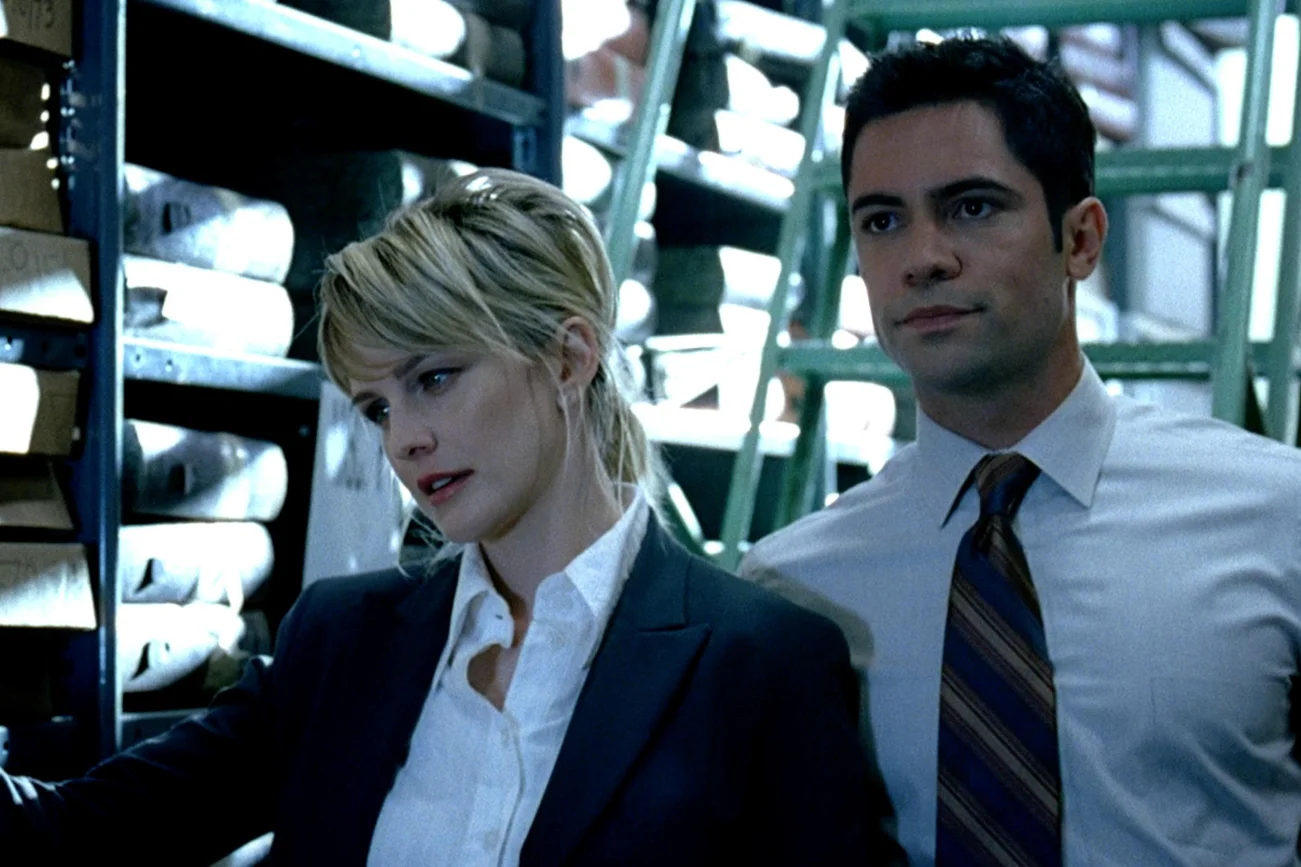 Kathryn Morris i Danny Pino w serialu "Dowody zbrodni".