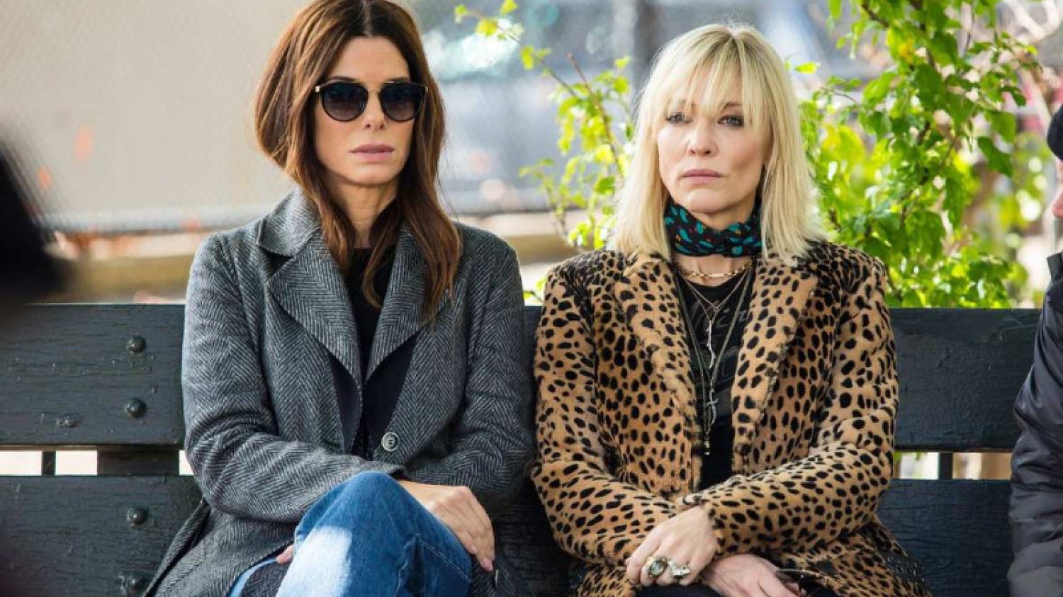 Sandra Bullock i Cate Blanchett grają w "Ocean's 8" przyjaciółki. To właśnie od nich zaczyna się wielki plan kradzieży naszyjnika wartego 150 mln dolarów.