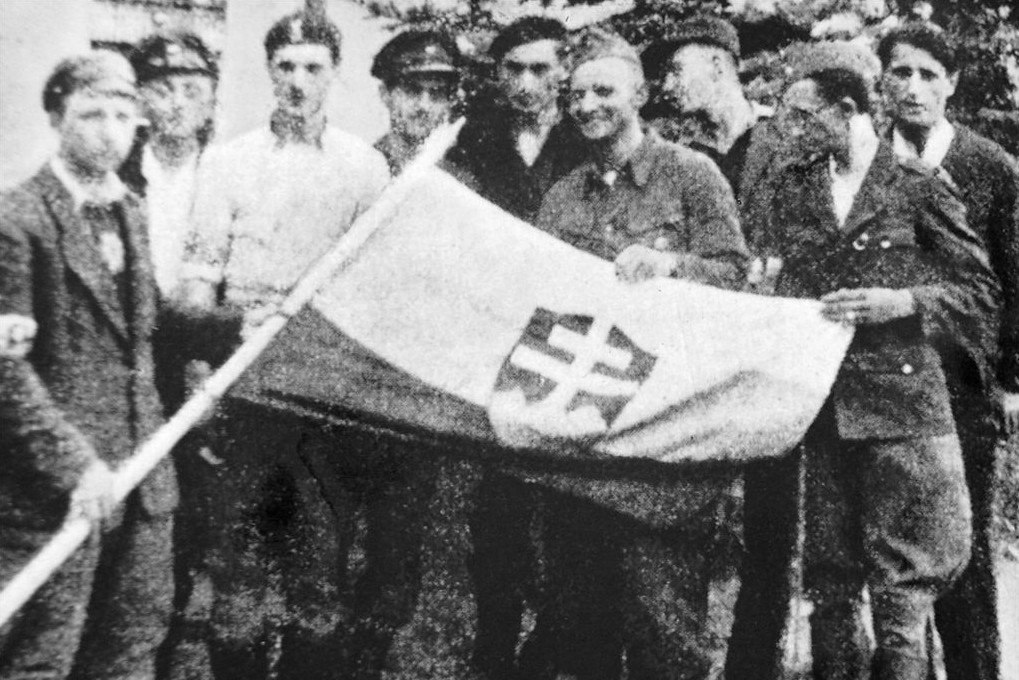 535 Pluton Słowaków - jedyny oddział walczący w powstaniu, złożony niemal w całości z cudzoziemców.